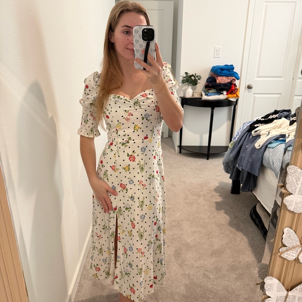 Floral White Dress nwt XS Francescas